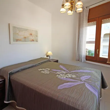 Apart-rent Casa Con Piscina Sant Maurici 0191 * Empuriabrava