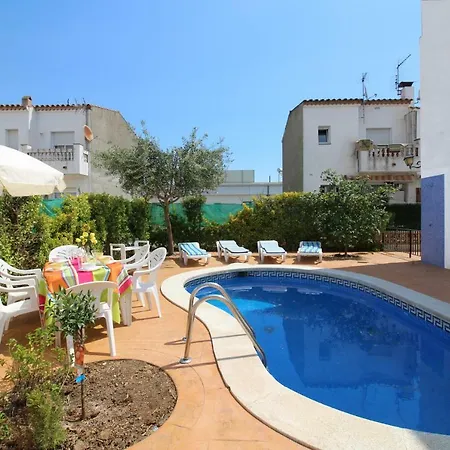 Vila Apart-rent Casa Con Piscina Sant Maurici 0191 *