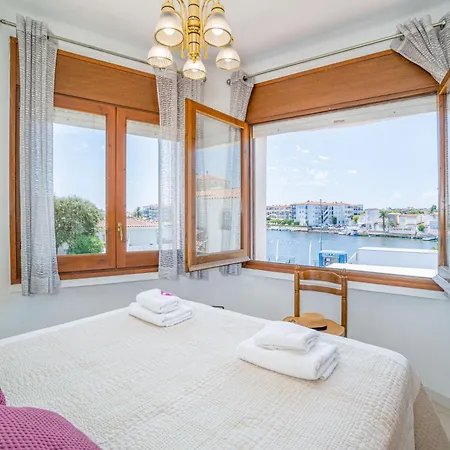 빌라 Apart-rent Casa Con Piscina Sant Maurici 0191 *